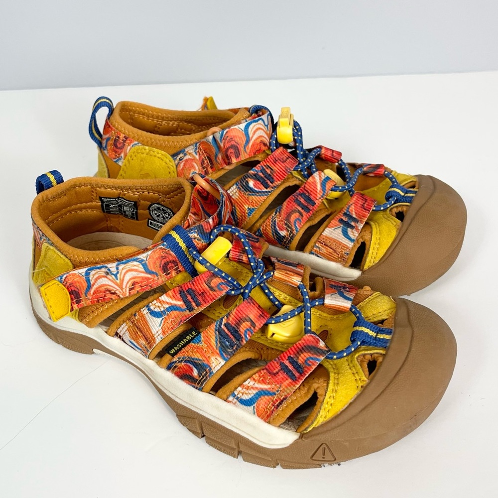 Keen Sandals Shoes Kids size 1 yellow orange
